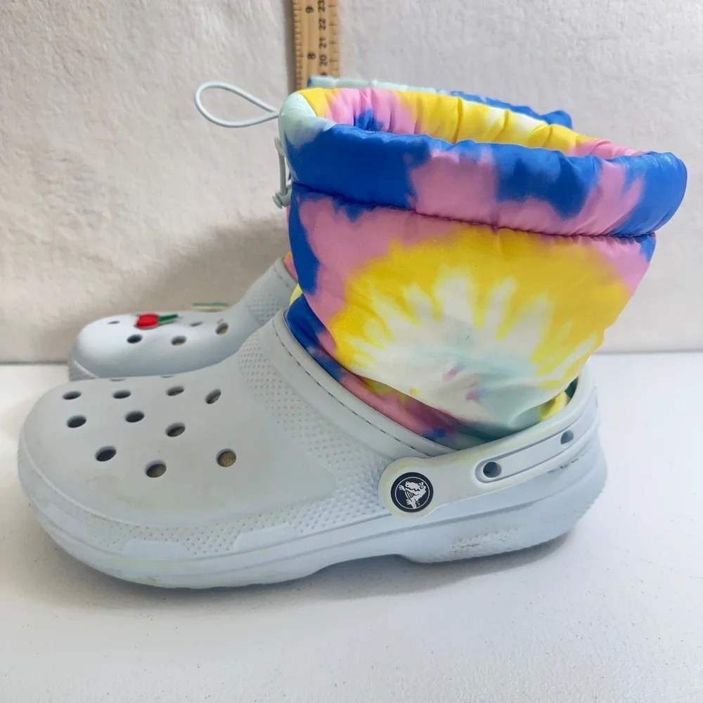 Crocs Classic Line Neo Puff Snow Boots‎ Multicolor Tie Dye Faux Fur Lined M6W8